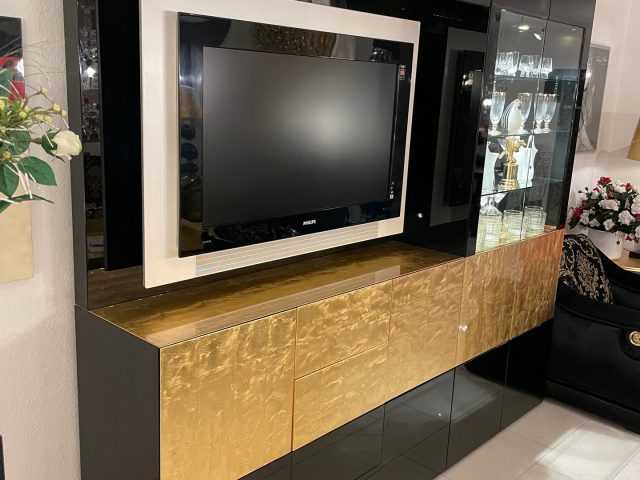 Schrankwand Montana (vorne links)